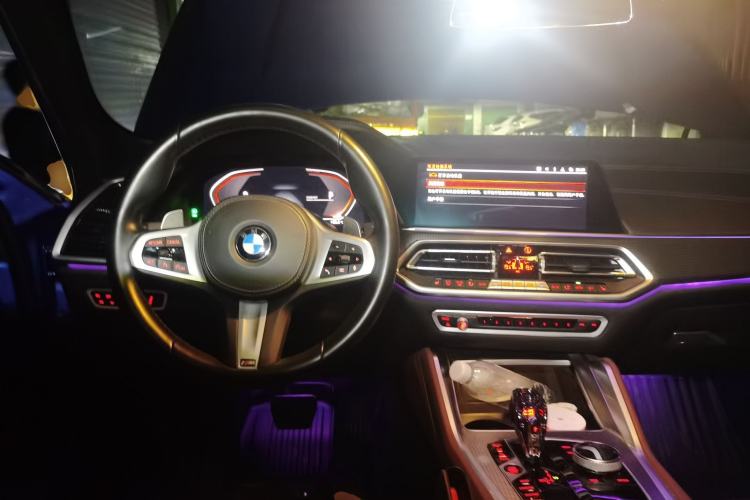Used BMW X6 2020 xDrive40i M Sport Package Steering Wheel
