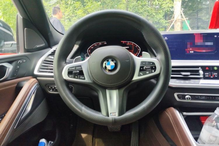 Used BMW X6 2020 xDrive40i M Sport Package Steering Wheel