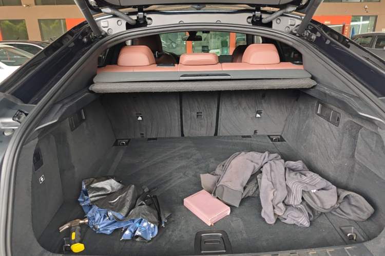 Used BMW X6 2020 xDrive30i M Sport Package Trunk