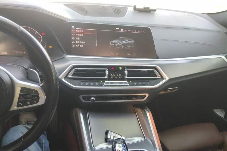 Used BMW X6 2020 xDrive30i M Sport Package Audio And AC Panel