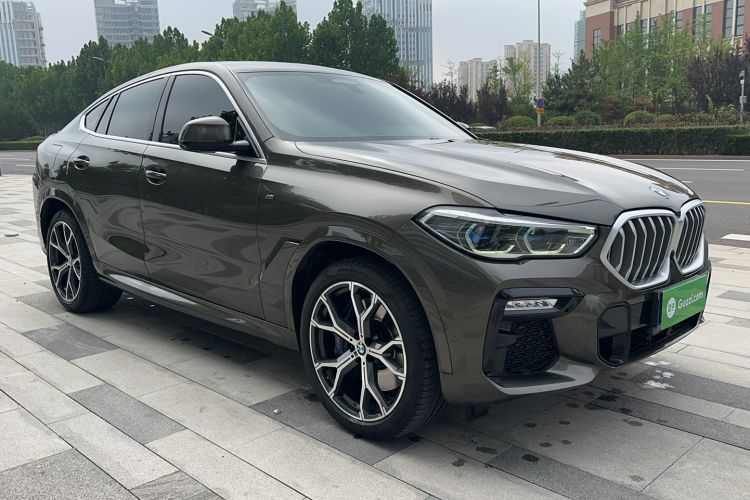 Used BMW X6 2020 xDrive40i Luxury Model with M Sport Package Exterior 2