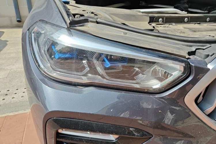 Used BMW X6 2020 xDrive40i M Sport Package Right Front Headlight