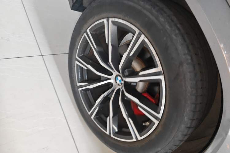 Used BMW X6 2020 xDrive30i M Sport Package Right Rear Wheel Hub