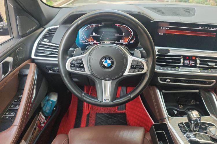 Used BMW X6 2020 xDrive40i Luxury Model with M Sport Package Steering Wheel