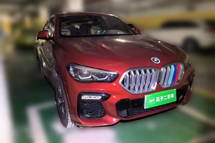 Used BMW X6 2020 xDrive30i M Sport Package Front Right 45 Deg