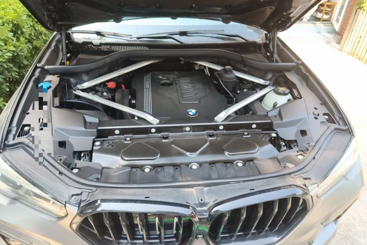 Used BMW X6 2020 xDrive40i M Sport Package Engine Bay