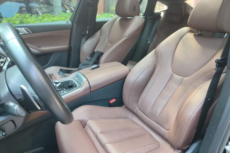 Used BMW X6 2020 xDrive40i M Sport Package Left Front Seat