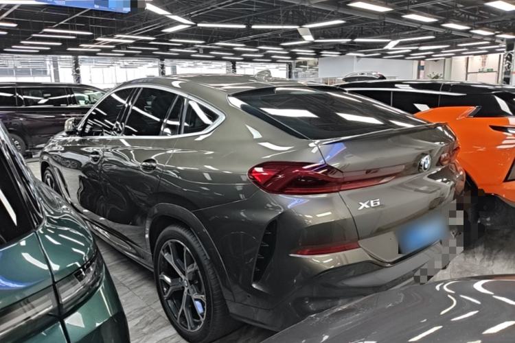Used BMW X6 2020 xDrive40i Luxury Model with M Sport Package Rear Left 45 Deg