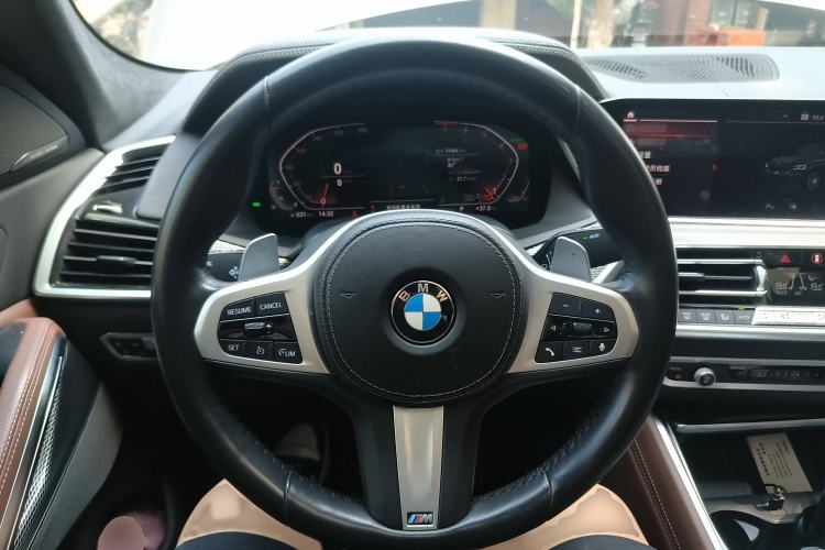 Used BMW X6 2020 xDrive40i M Sport Package Steering Wheel