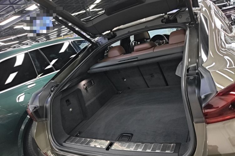 Used BMW X6 2020 xDrive40i Luxury Model with M Sport Package Trunk