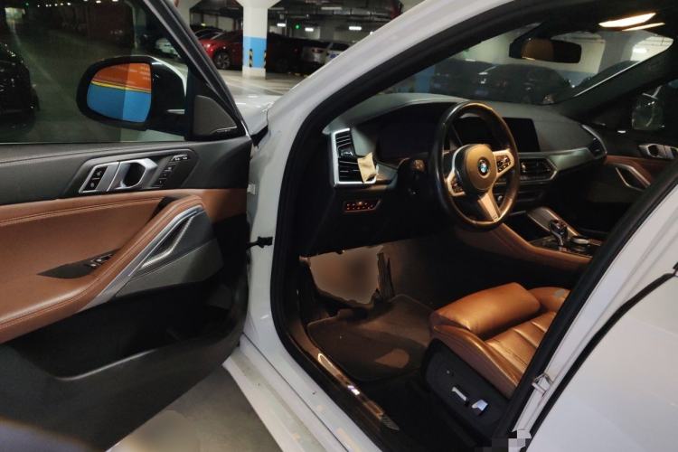 Used BMW X6 2020 xDrive40i M Sport Package Driver Seat