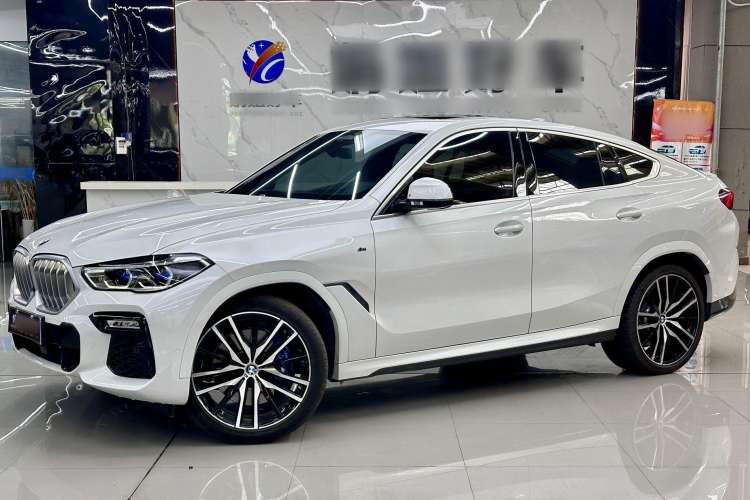 Used BMW X6 2020 xDrive40i Luxury Model with M Sport Package Exterior 2