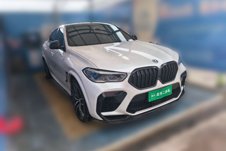 Used BMW X6 2020 xDrive40i Luxury Model with M Sport Package Front Right 45 Deg