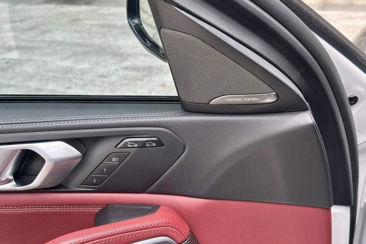 Used BMW X6 2020 xDrive30i M Sport Package Interior 10