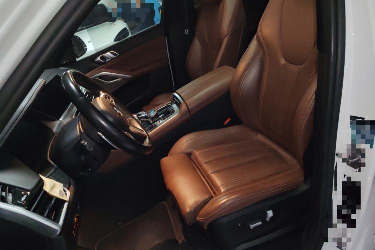 Used BMW X6 2020 xDrive40i M Sport Package Left Front Seat