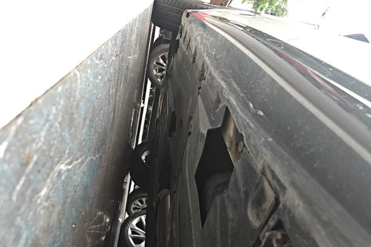 Used BMW X6 2020 xDrive30i M Sport Package Left Side Sill
