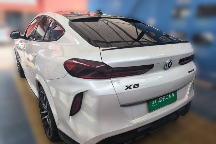 Used BMW X6 2020 xDrive40i Luxury Model with M Sport Package Rear Left 45 Deg