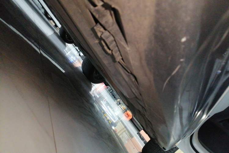 Used BMW X6 2020 xDrive40i M Sport Package Right Side Sill
