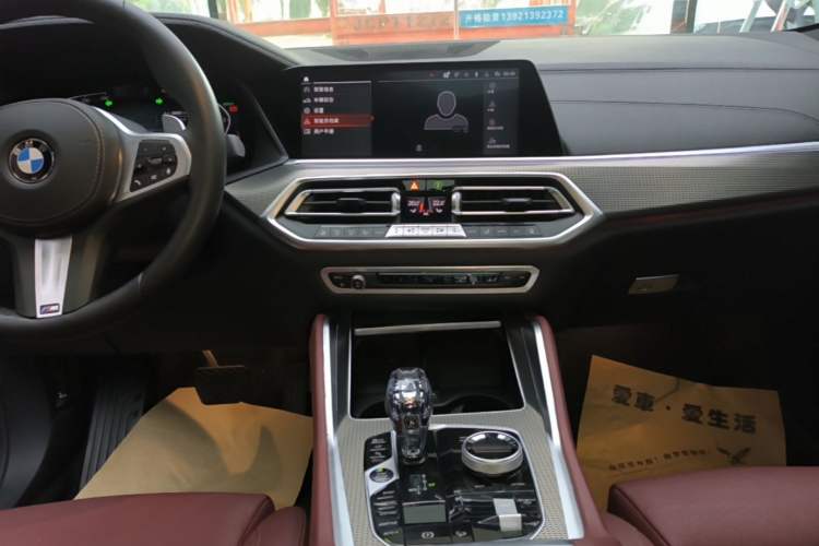 Used BMW X6 2021 xDrive40i Luxury Model with M Sport Package Audio And AC Panel