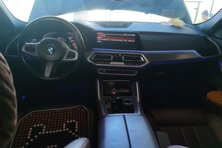 Used BMW X6 2021 xDrive40i M Sport Package Center Console