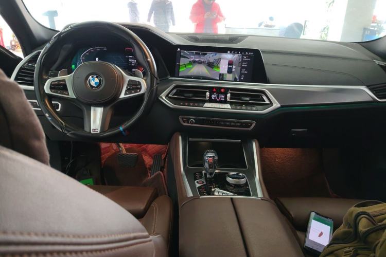 Used BMW X6 2021 xDrive30i M Sport Package Center Console