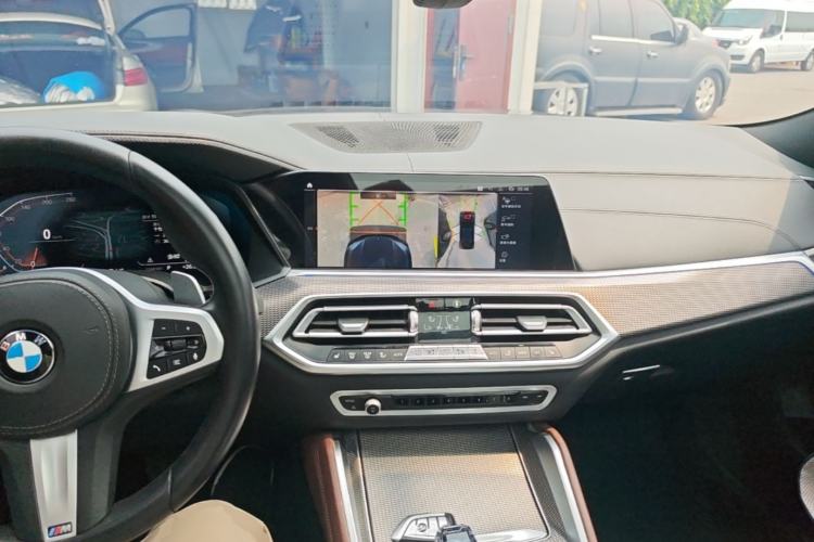 Used BMW X6 2021 xDrive40i M Sport Package Center Console