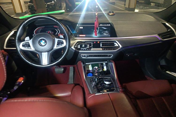 Used BMW X6 2021 xDrive30i M Sport Package Center Console
