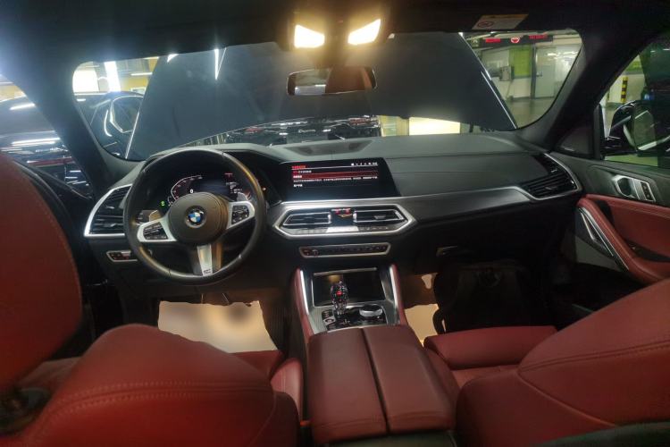 Used BMW X6 2021 xDrive40i M Sport Package Center Console