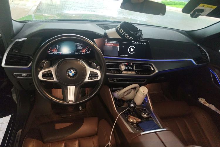 Used BMW X6 2021 xDrive30i M Sport Package Center Console