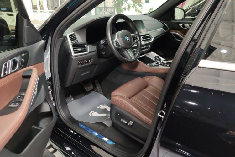 Used BMW X6 2021 xDrive30i M Sport Package Driver Seat