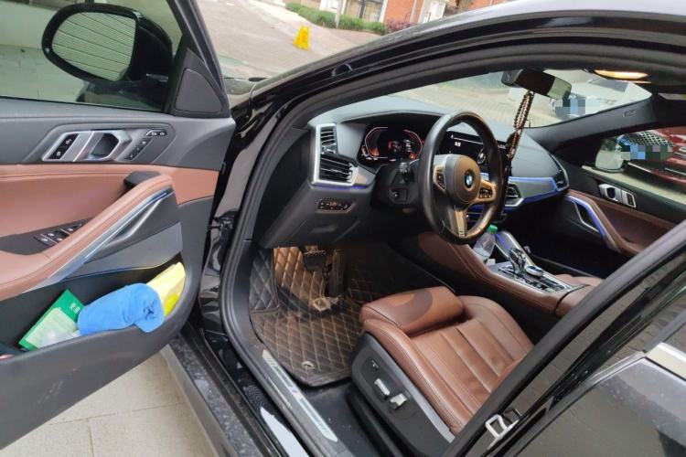 Used BMW X6 2021 xDrive30i M Sport Package Driver Seat