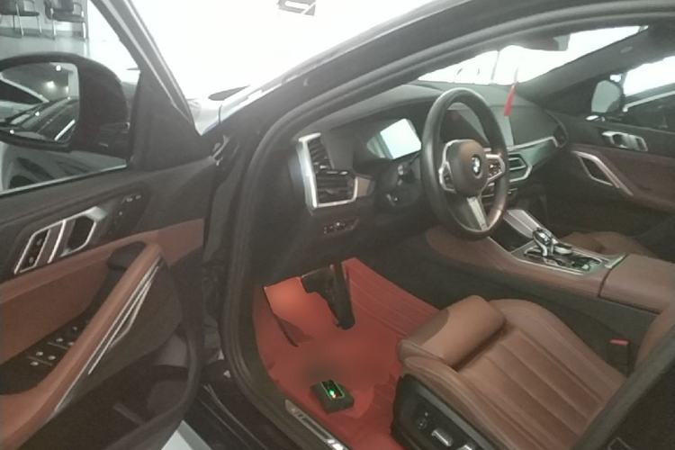 Used BMW X6 2021 xDrive30i M Sport Package Driver Seat