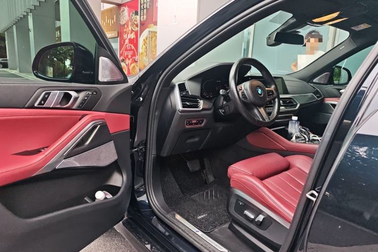 Used BMW X6 2021 xDrive40i M Sport Package Driver Seat