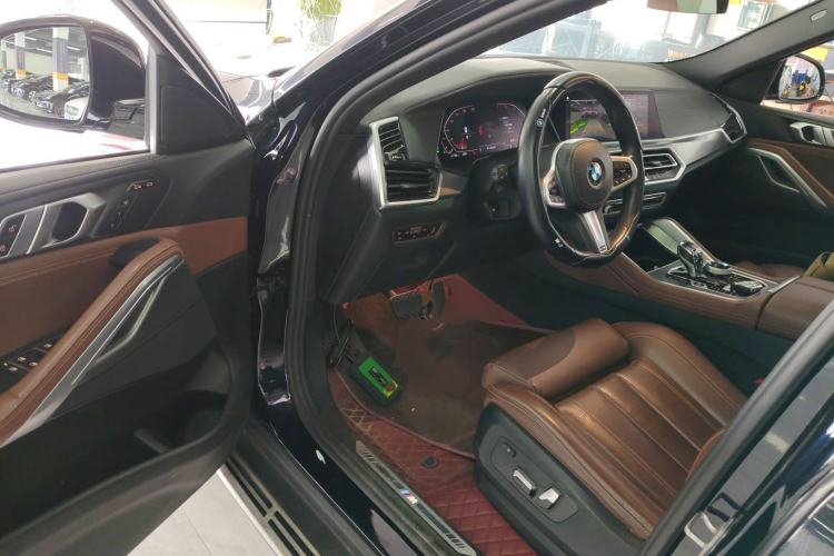 Used BMW X6 2021 xDrive30i M Sport Package Driver Seat