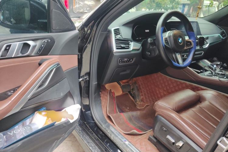 Used BMW X6 2021 xDrive30i M Sport Package Driver Seat