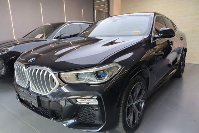 Used BMW X6 2021 xDrive40i Luxury Model with M Sport Package