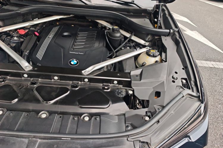 Used BMW X6 2021 xDrive40i M Sport Package Engine Bay Left