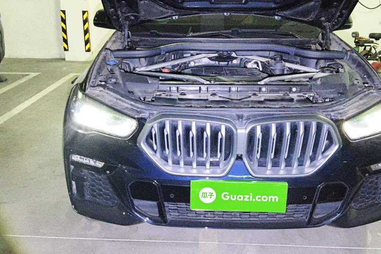 Used BMW X6 2021 xDrive30i M Sport Package Engine Bay Right