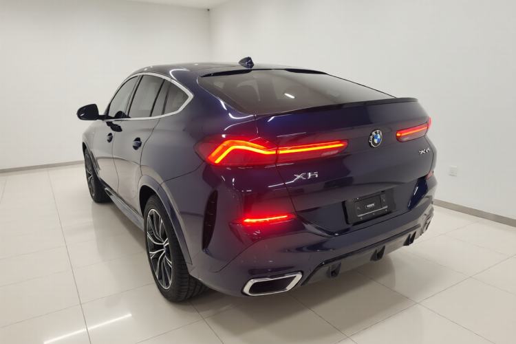 Used BMW X6 2021 xDrive40i M Sport Package Exterior 2