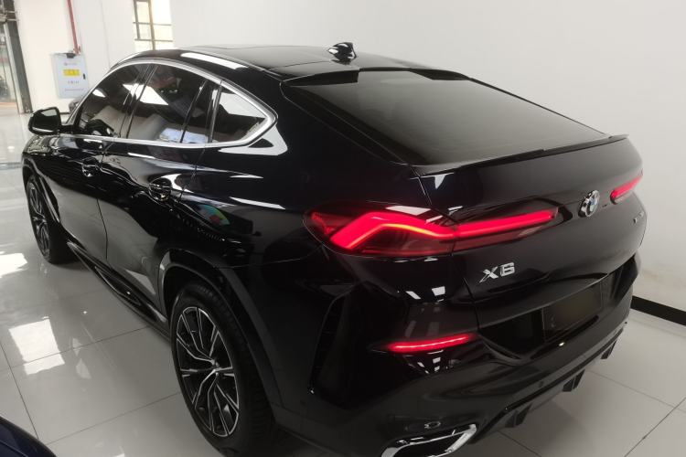 Used BMW X6 2021 xDrive30i M Sport Package Exterior 2