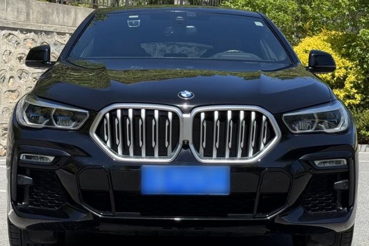 Used BMW X6 2021 xDrive40i M Sport Package Exterior 4