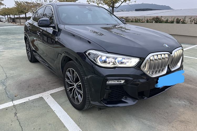 Used BMW X6 2021 xDrive40i M Sport Package Exterior 4