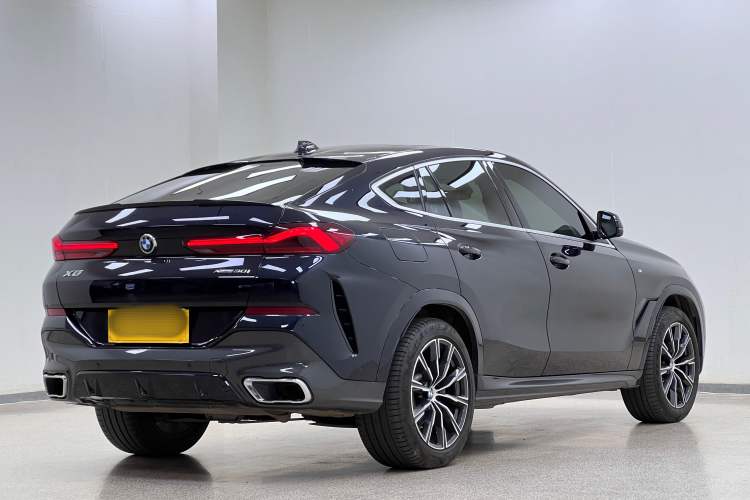 Used BMW X6 2021 xDrive30i M Sport Package Exterior 6