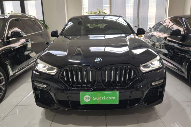 Used BMW X6 2021 xDrive30i M Sport Package Front
