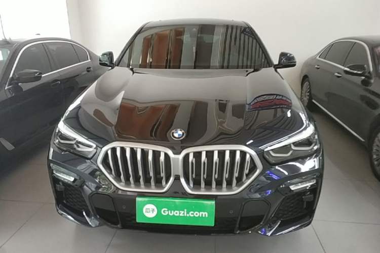 Used BMW X6 2021 xDrive30i M Sport Package Front