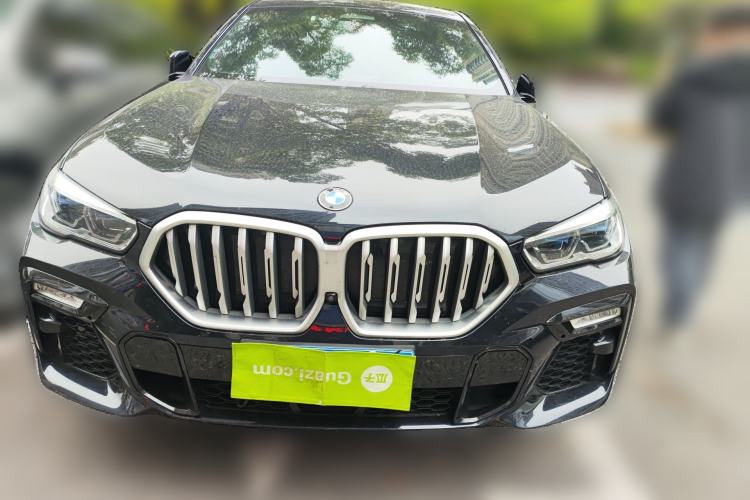 Used BMW X6 2021 xDrive40i Luxury Model with M Sport Package Front