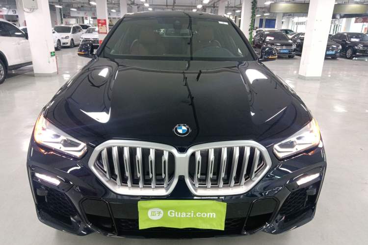 Used BMW X6 2021 xDrive30i M Sport Package Front