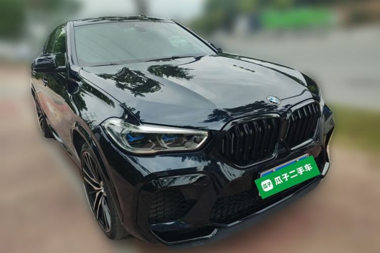 Used BMW X6 2021 xDrive40i M Sport Package Front Right 45 Deg
