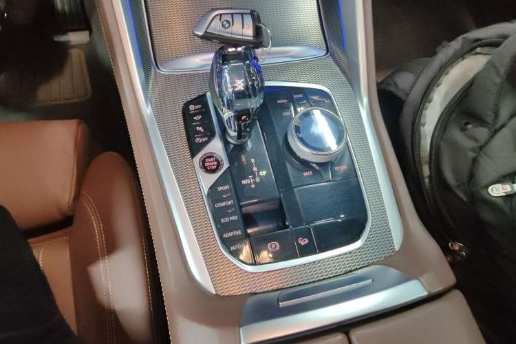 Used BMW X6 2021 xDrive40i M Sport Package Gear Lever