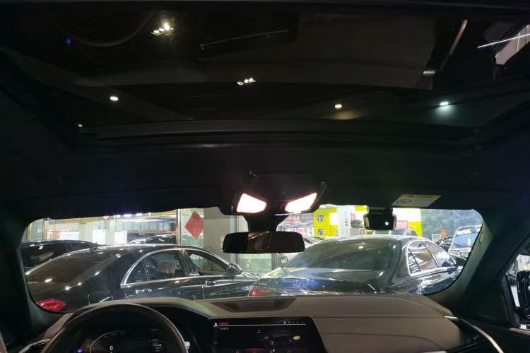 Used BMW X6 2021 xDrive40i M Sport Package Headliner